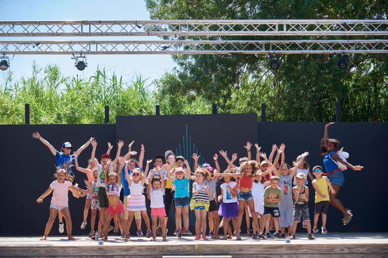 Rent Paradise กรีโมด์ ภายนอก รูปภาพ