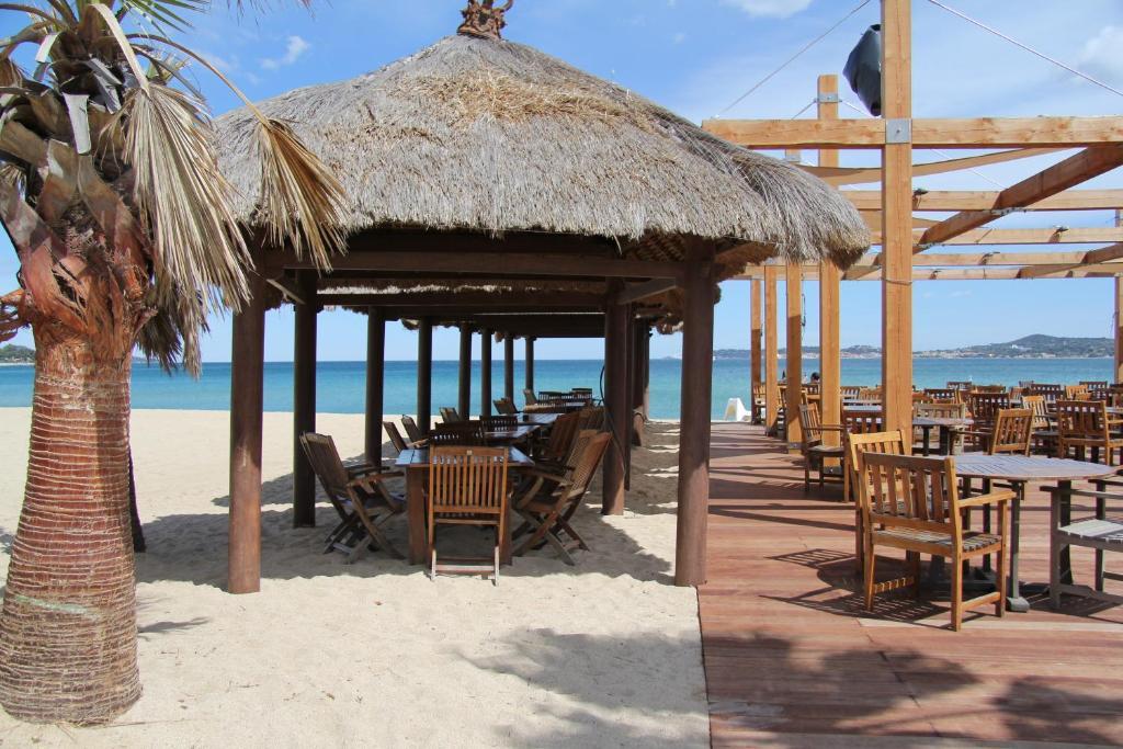 Rent Paradise กรีโมด์ ภายนอก รูปภาพ